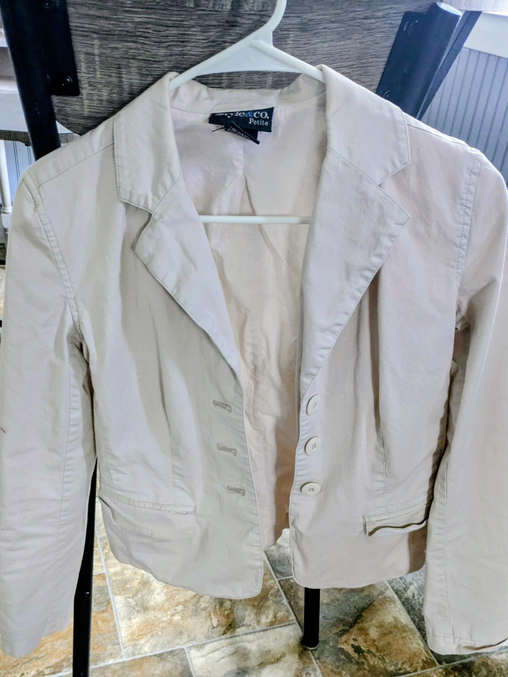 Avenue Petite Light Beige Single-Breast Blazer